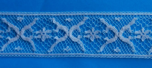 CRNa Crown Maline Lace Insertion 5/8"