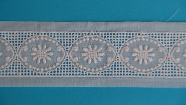 Swiss Insertion - White Ovals