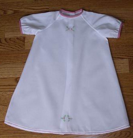 Raglan Daygown for the Christmas Baby