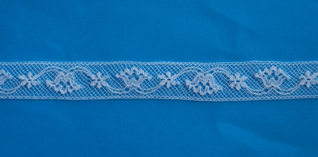 Maline Tulip Lace Insertion - 1/2"